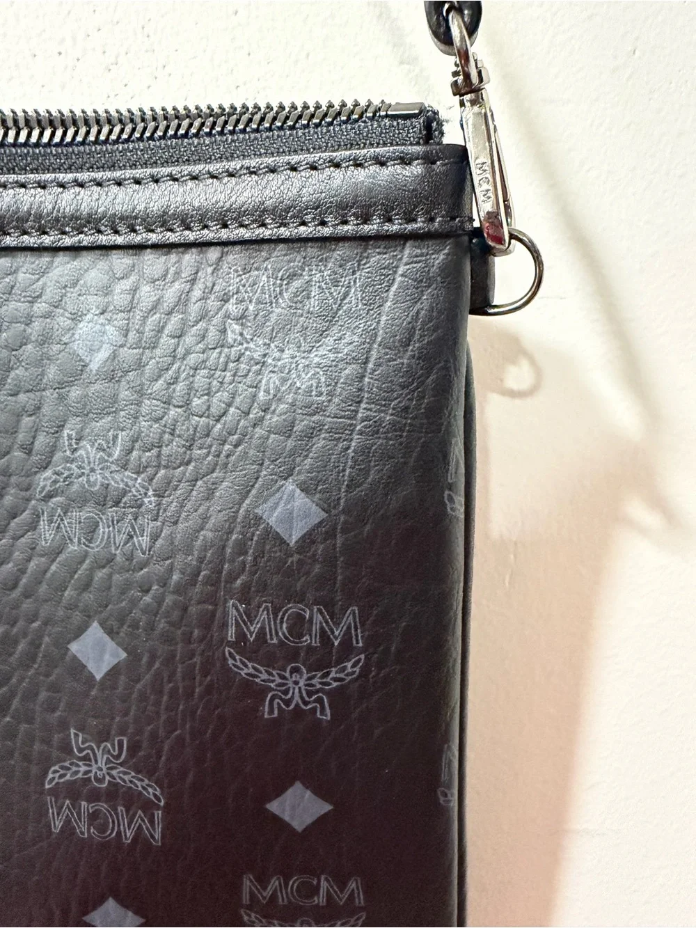 • MCM Reversible Liz Shopper •